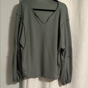 Emery Rose Olive Green Waffle-Knit Women's Long Sleeve Top